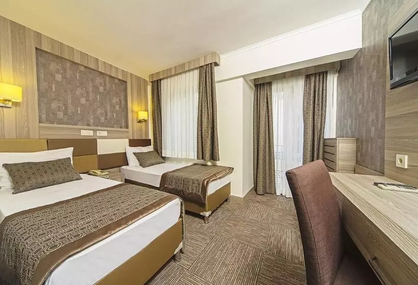 Fotos del hotel Pera Arya:  17