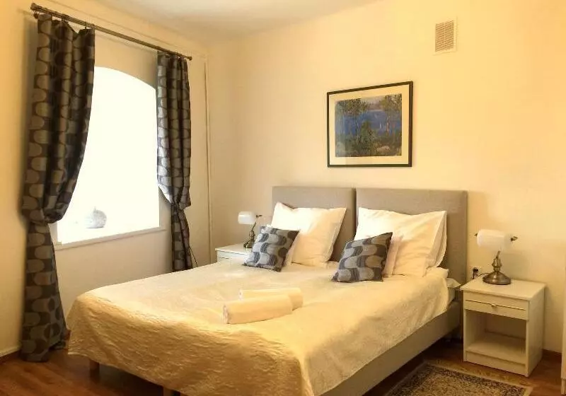 Fotos del hotel Pokoje Go?cinne Dom Literatury:  2