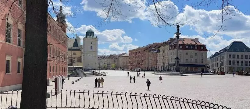 Fotos del hotel Pokoje Go?cinne Dom Literatury:  17