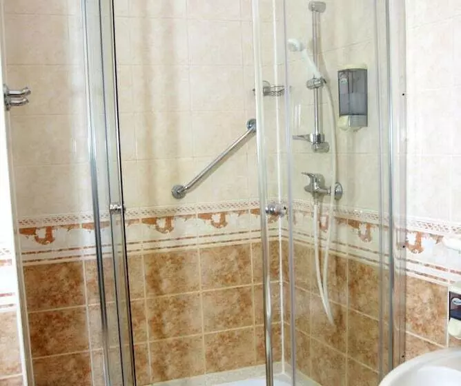 Fotos del hotel Pokoje Go?cinne Dom Literatury:  14