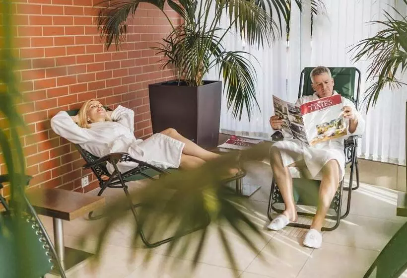 St. Joseph Royal Regent