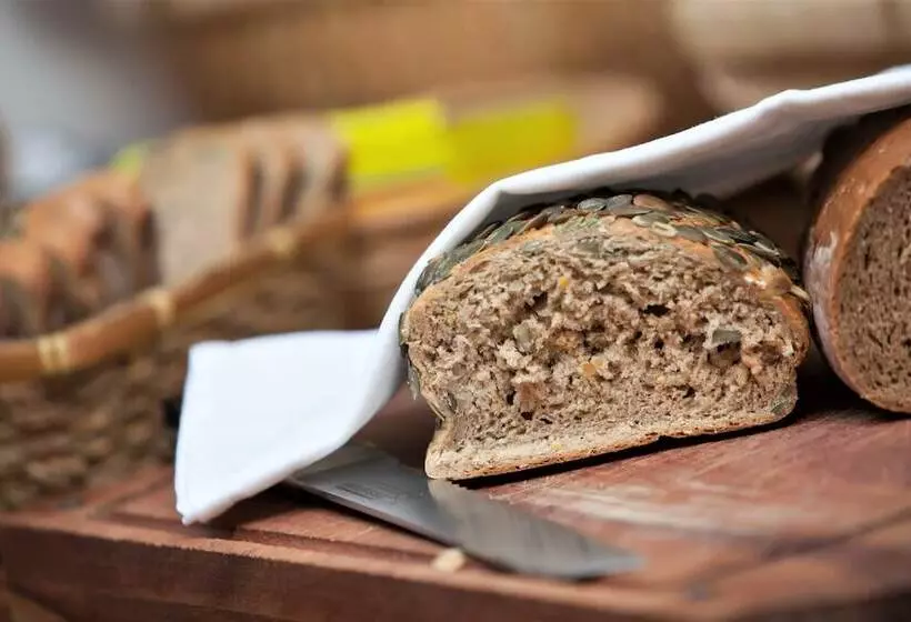 Fotos del hotel Das Jedermann Boutiquehotel Mit Stadtgarten:  11