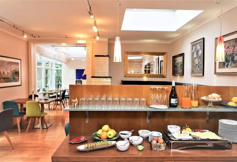 Fotos del hotel Das Jedermann Boutiquehotel Mit Stadtgarten:  8