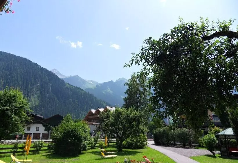 Fotos del hotel Apartments Rosenhof:  11