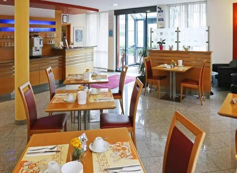 Fotos del hotel Graf Lehndorff:  4