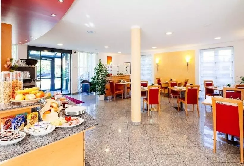 Fotos del hotel Graf Lehndorff:  12