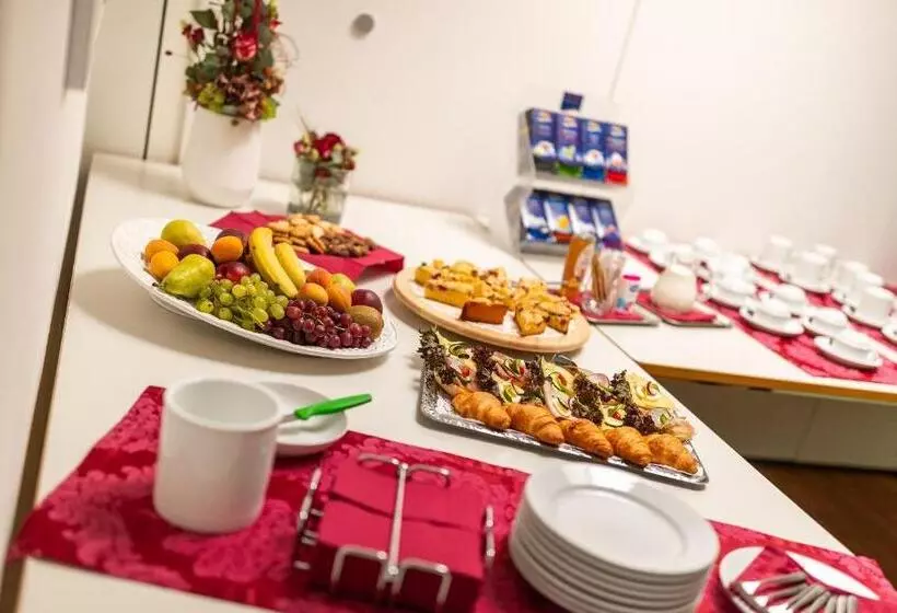 Fotos del hotel Neuhaus:  13