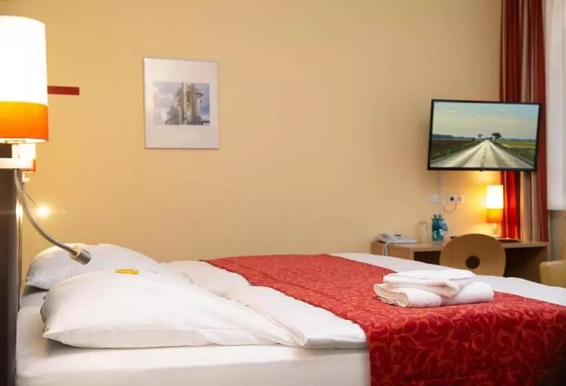 Fotos del hotel Neuhaus:  18