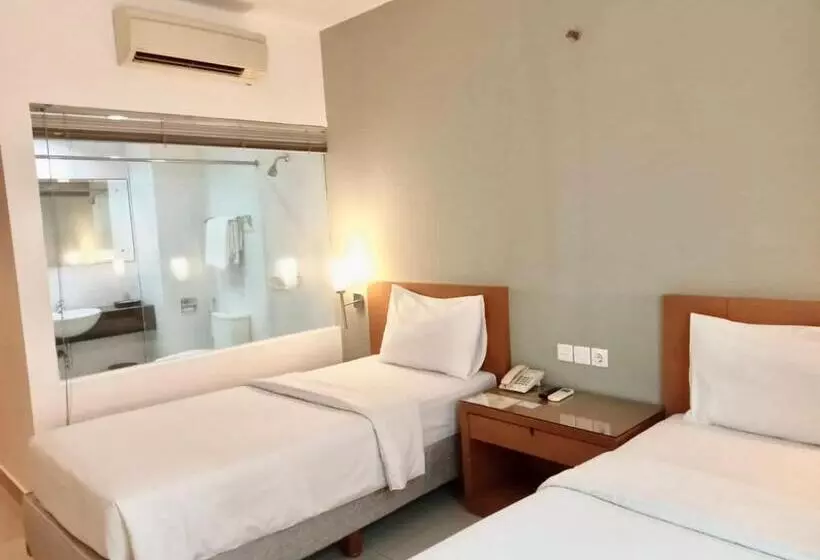 Fotos del hotel Triniti  Jakarta:  11