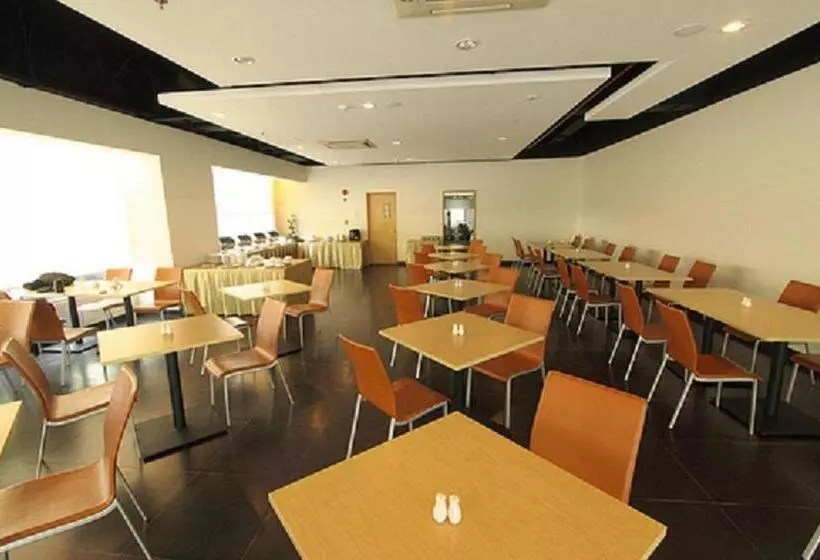 Fotos del hotel Triniti  Jakarta:  5