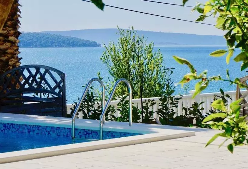 Fotos del hotel Bavaria - First Library:  11