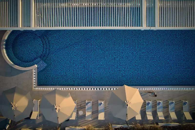 Mövenpick Jumeirah Village Triangle