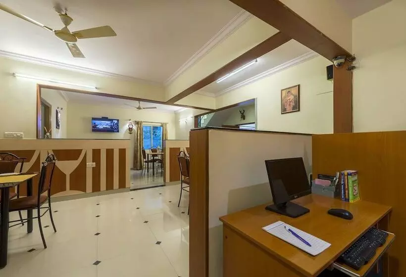 Fotos del hotel Raj Comforts  Golf View:  17