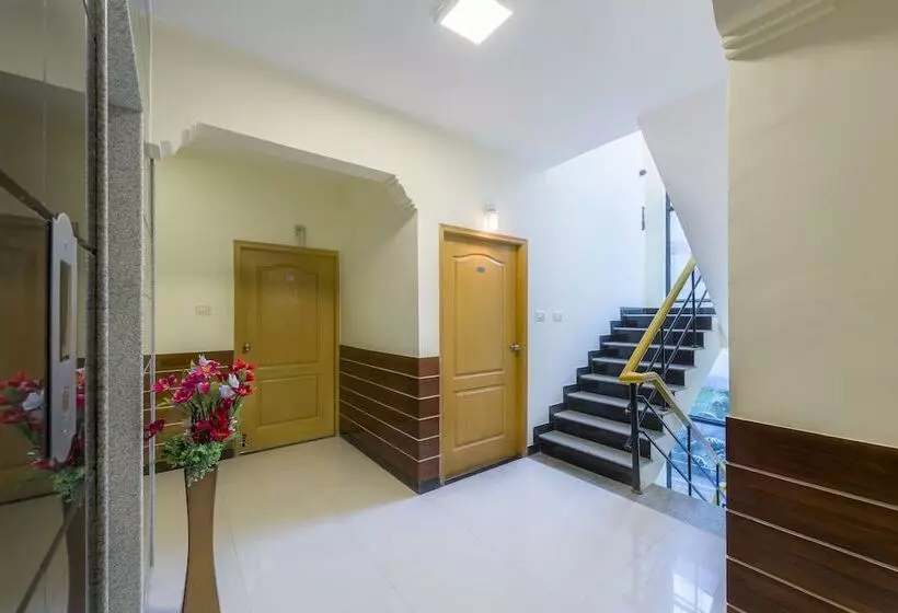 Fotos del hotel Raj Comforts  Golf View:  10