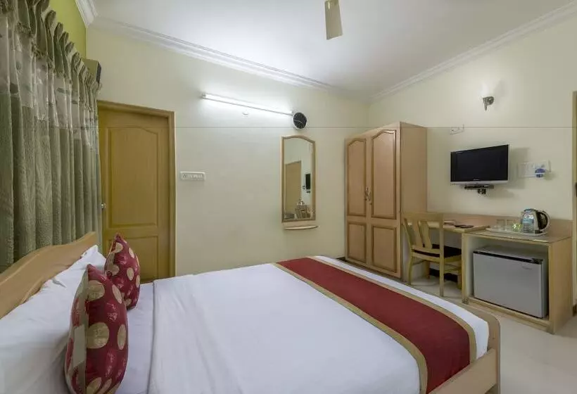 Fotos del hotel Raj Comforts  Golf View:  23