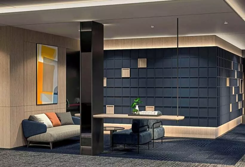 Fotos del hotel Ibis Surabaya Tidar:  3