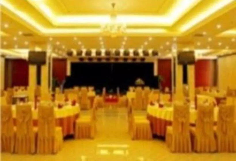 Fotos del hotel Newport International:  6