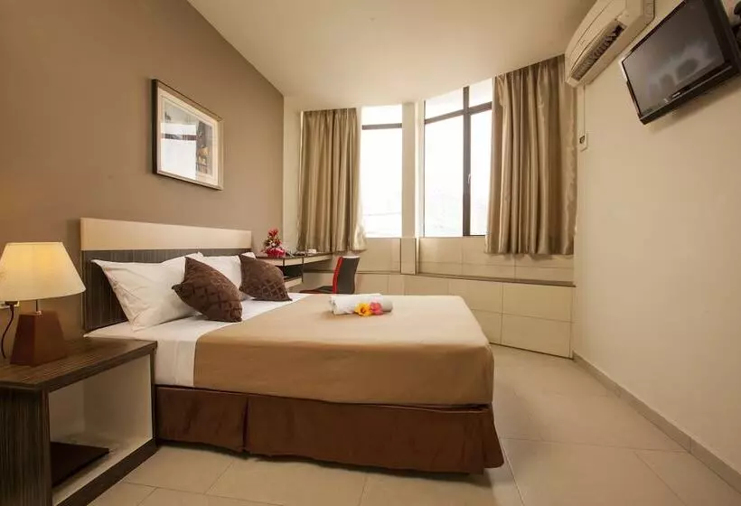 Fotos del hotel Leo Express:  16