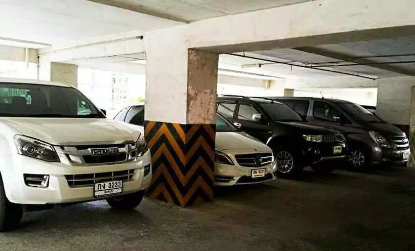 Fotos del hotel Poonchock Mansion:  7