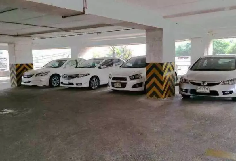 Fotos del hotel Poonchock Mansion:  19