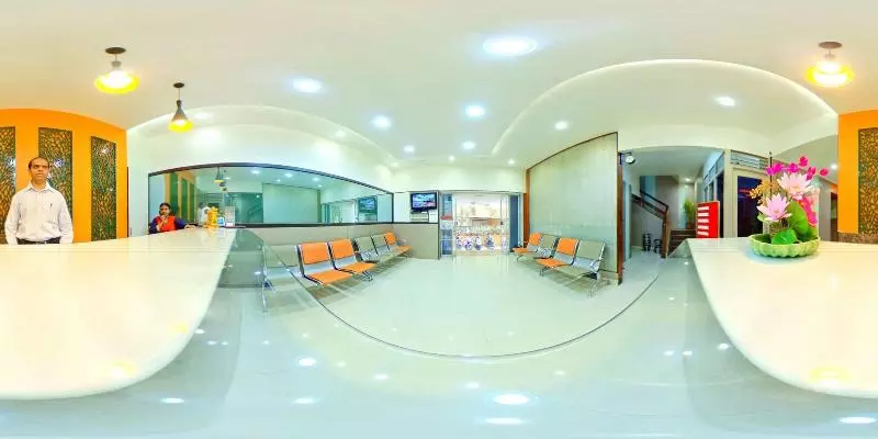 Fotos del hotel Raviraj:  21