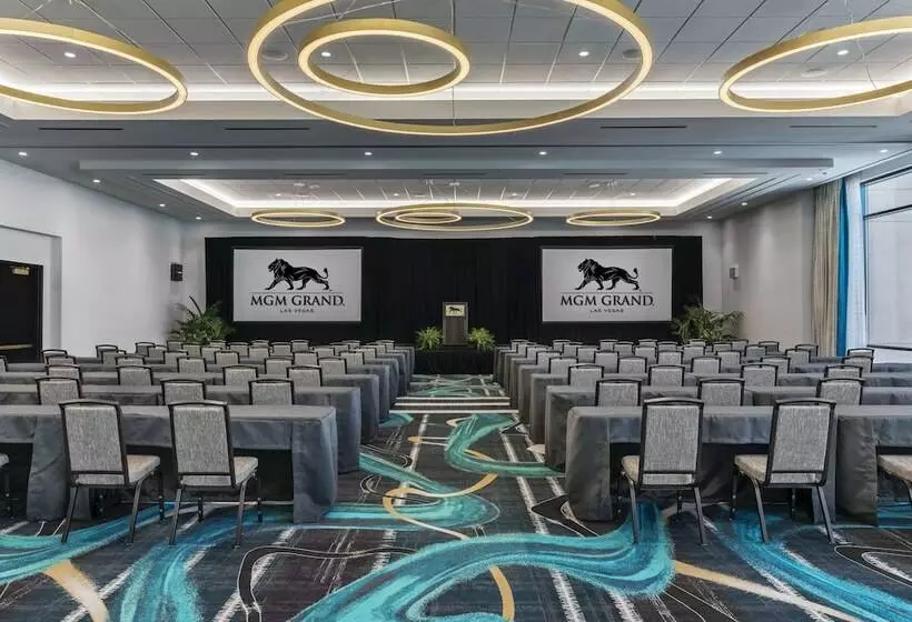 Fotos del hotel Skylofts At Mgm Grand:  5