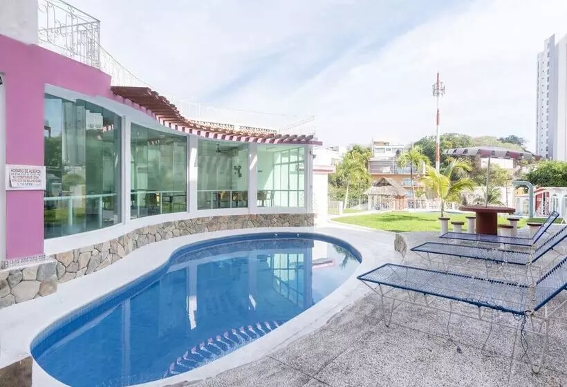 Fotos del hotel Capital O  El Mejicano:  2