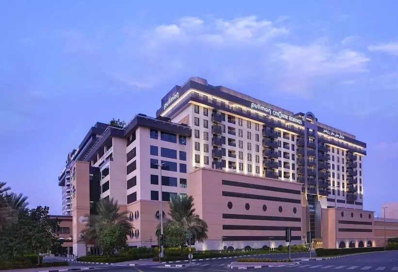 Pullman Dubai Creek City Centre Residences