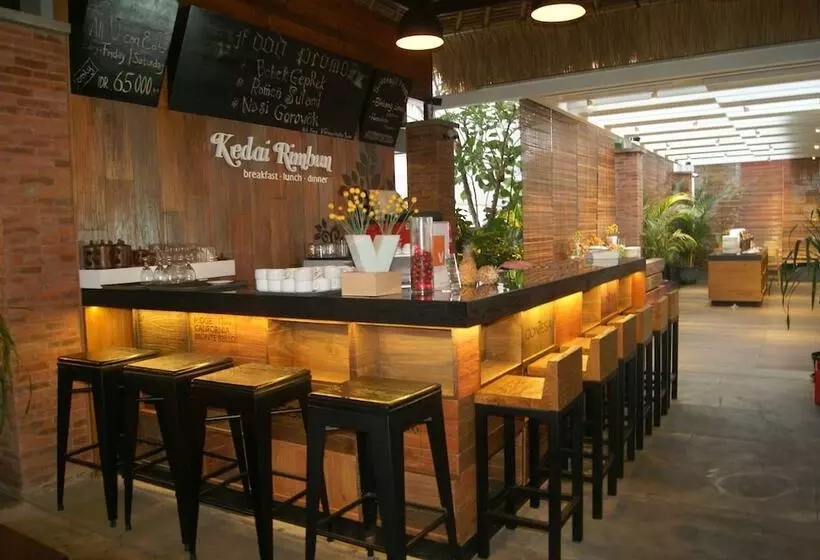 Fotos del hotel V Hotel & Residence Bandung:  7