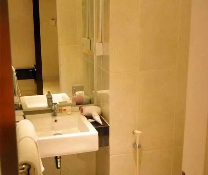 Fotos del hotel V Hotel & Residence Bandung:  9