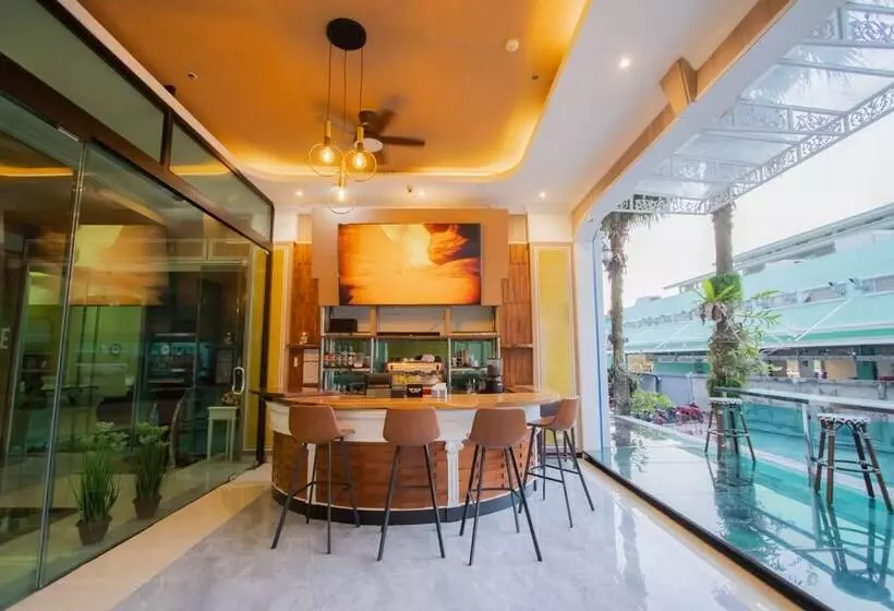 Fotos del hotel Capital O806 Sira Grande  And Spa:  21