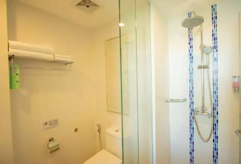 Fotos del hotel Capital O806 Sira Grande  And Spa:  10