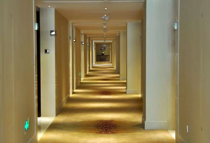 Fotos del hotel Conifer Garden:  7