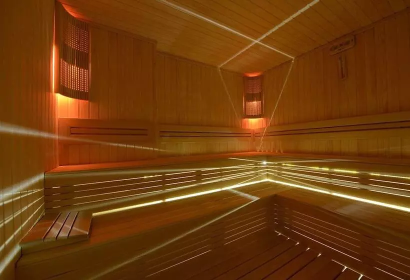 Fotos del hotel Divan Suites Batumi:  4