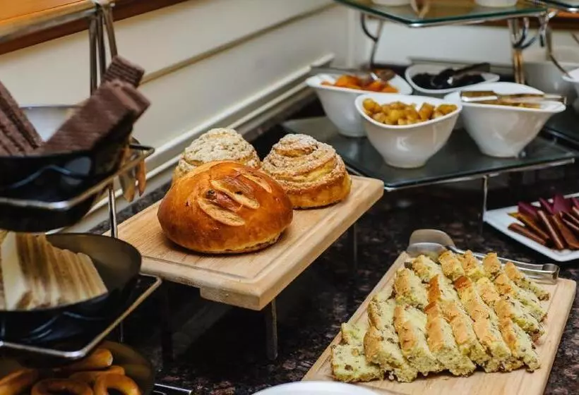 Fotos del hotel Divan Suites Batumi:  11