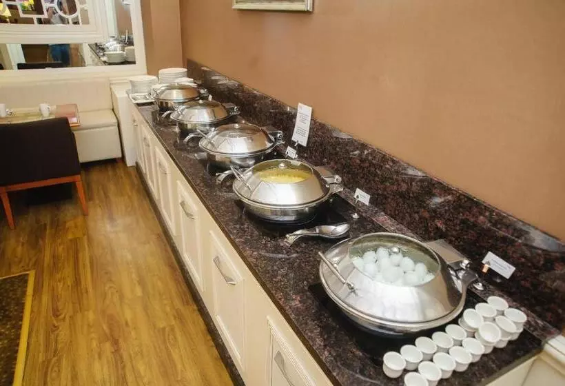 Fotos del hotel Divan Suites Batumi:  12