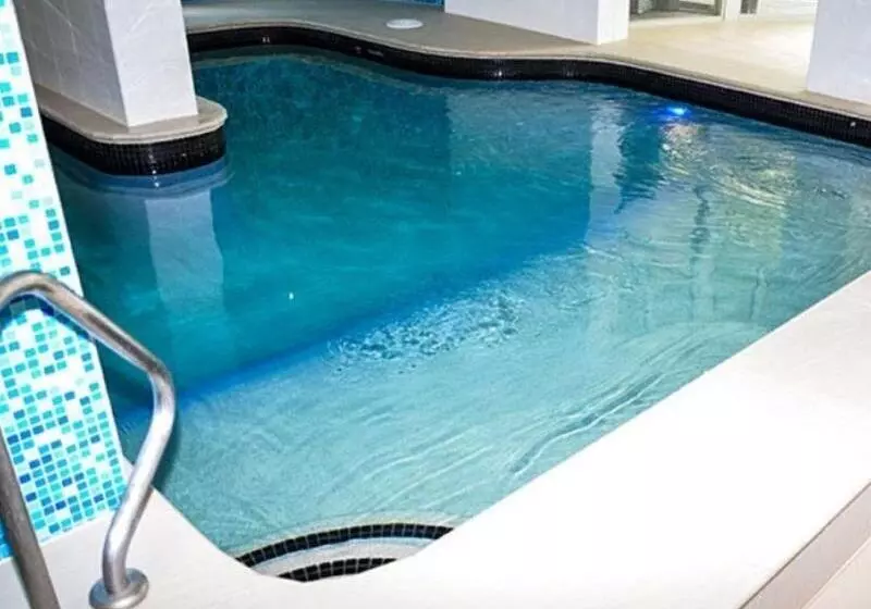 Fotos del hotel Zenith Ocean Front Apartments:  2