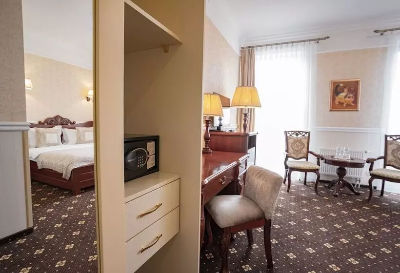 Fotos del hotel Kavalier Boutique:  2