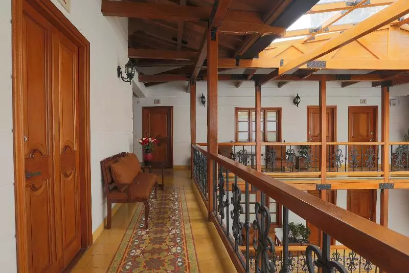 Fotos del hotel Santa Lucia Boutique Spa:  3