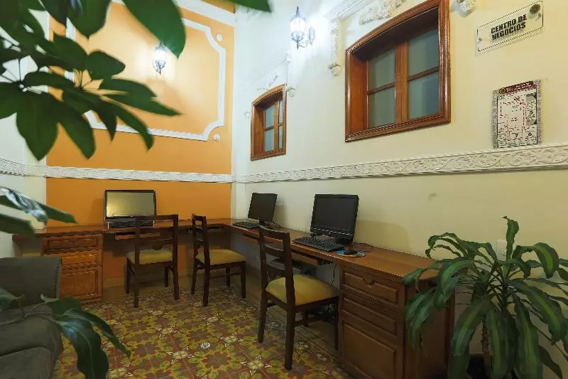 Fotos del hotel Santa Lucia Boutique Spa:  2