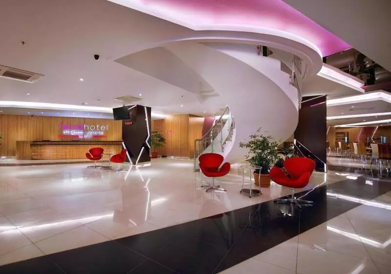 Fotos del hotel Favehotel Ltc Glodok:  11