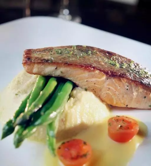 Fotos del hotel The Grove Suites By Grand Aston:  8