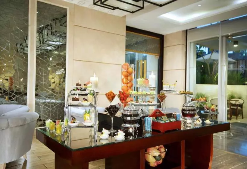 Fotos del hotel The Grove Suites By Grand Aston:  14