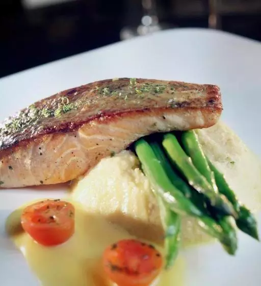 Fotos del hotel The Grove Suites By Grand Aston:  15