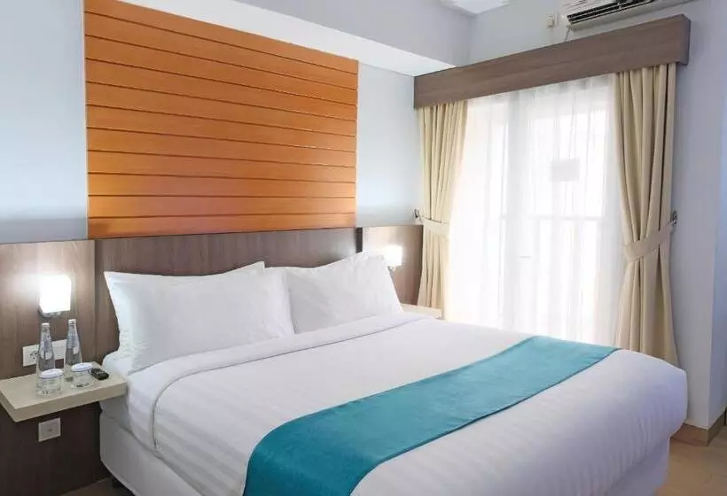 Fotos del hotel Vega  Gading Serpong:  8