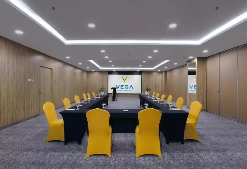 Fotos del hotel Vega  Gading Serpong:  6