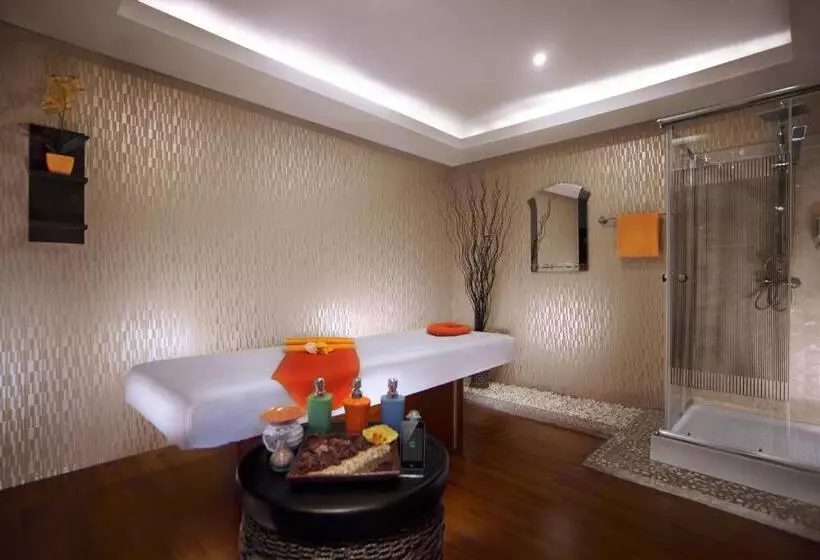 Fotos del hotel Vega  Gading Serpong:  4