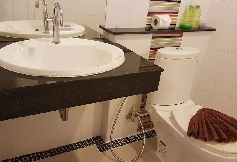 Fotos del hotel Green Harbor  & Service Apartment:  10