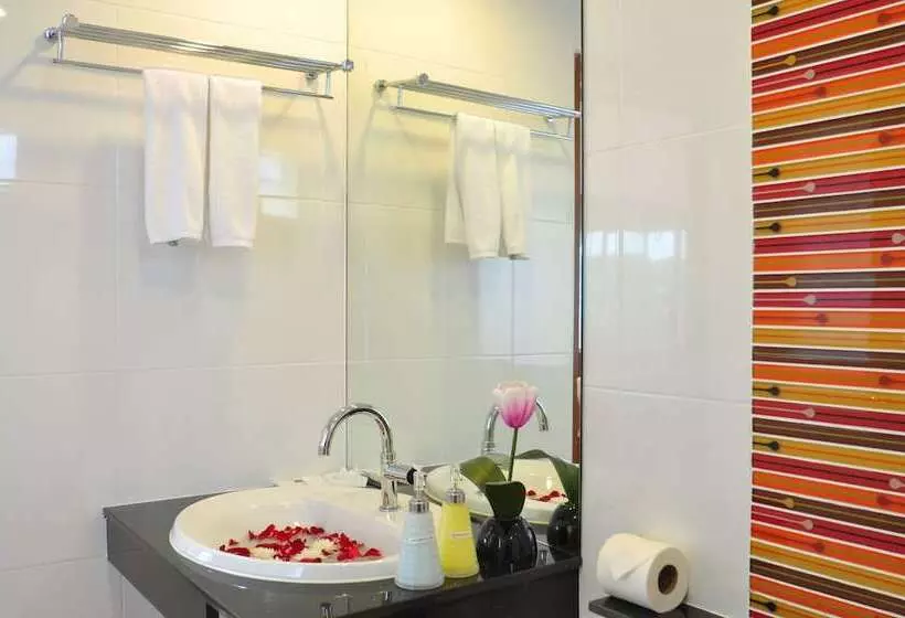 Fotos del hotel Green Harbor  & Service Apartment:  19