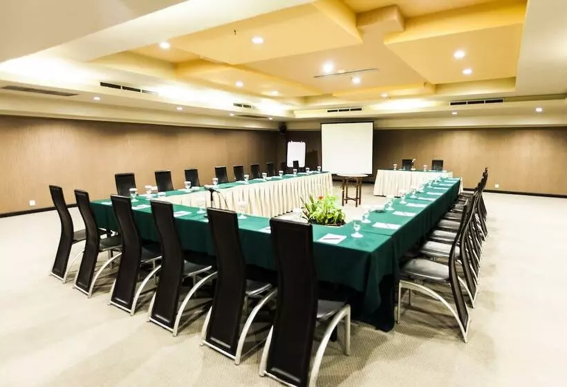 Fotos del hotel Orchardz Hotel Industri Jakarta:  6